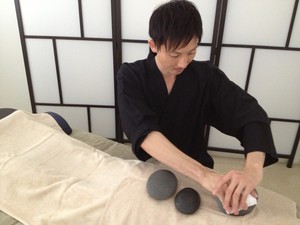 Arigato-Sun Clinic Pic 3 - Our specialized Treatment Japanese Seitaistyle Dry Hot STONE Remedial Massage We are the only one authorized clinic in Australia