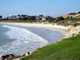 Tobruk Cottage Pic 1 - Tobruk Cottage Robe Limestone Coast South Australia