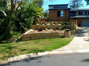 Brisbane Home Landscaping QBSA 066599 Pic 4