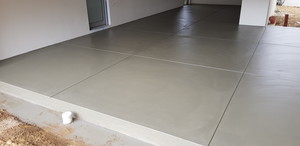 Perth Concrete Service Pic 5 - Garage floor finished smooth for easy cleaning