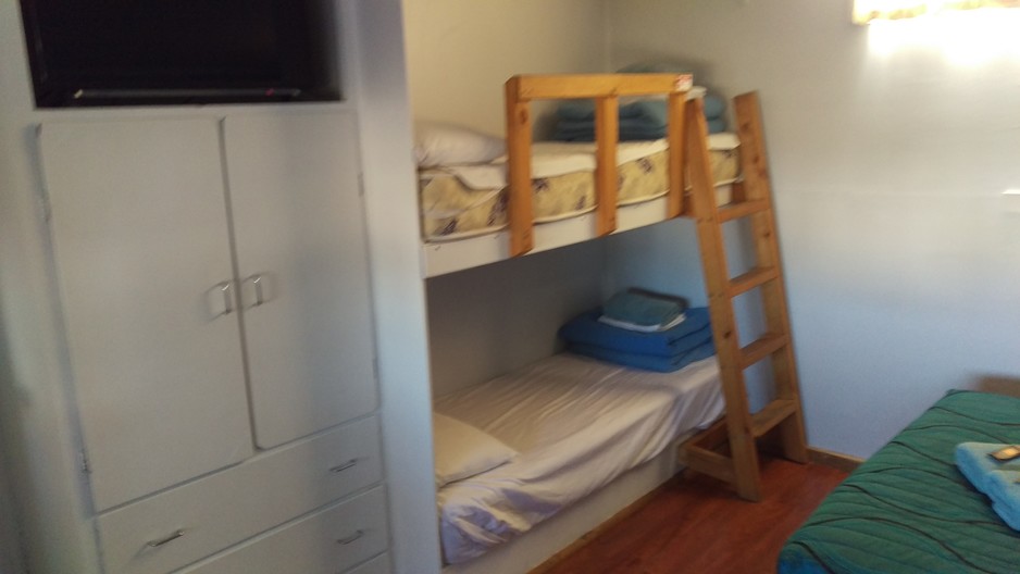 Discovery Parks - Robe Pic 1 - Bunks