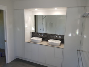 Limelight Kitchens & Bathrooms Pic 3