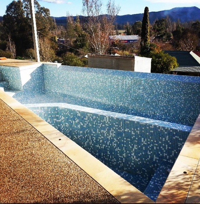 Everlast Pools & Spas Pic 1