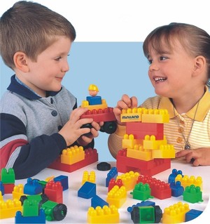 Learning Child Pic 5 - Building Blocks Miniland