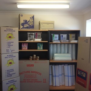 Aldinga Self Storage Pic 3 - Packing Merchandise