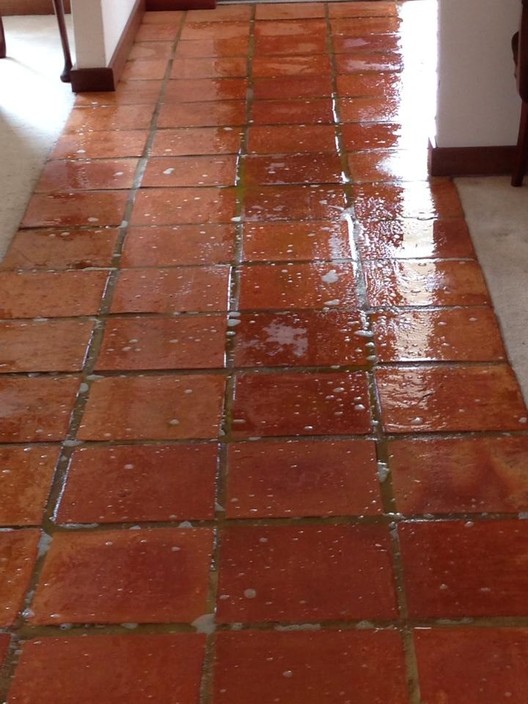 Aqua Wash Tile & Carpet Cleaning Pic 1