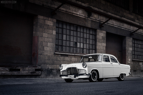 Automotive, Portrait, Fashion and Landscape Photographer Pic 1 - Automotive Ford Zephyr