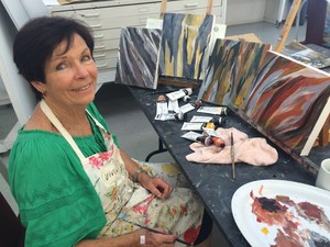 Tracey's Art Classes Pic 3 - Painting a series based on eucalypt bark