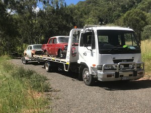 Jacobs Tilt Tray Towing Pic 2