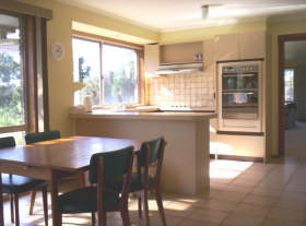 Red Rock Lodge Pic 1 - Kitchen