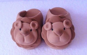 Tiny Jollies Sugarcraft by TR3Js Pic 4 - 1 pair of Baby Lion Slippers Colour Copper Size 7cmx45cm