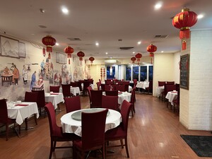 Happy Corner Chinese Restaurant Pic 3