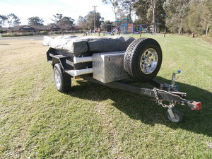 Offroad Tour King Pic 4 - Offroad camper trailer sales and customisations