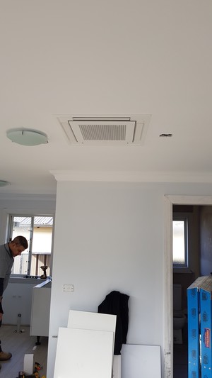 Temp Pro Air Conditioning Pic 5 - Fairfield east granny flat installation of Daikin 25kw cassette unit