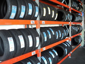 Quality Discount Tyres & Batteries Pic 3