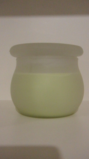 Koda Candles Pic 3 - Frosted Bulb Jar Soy Candles 18