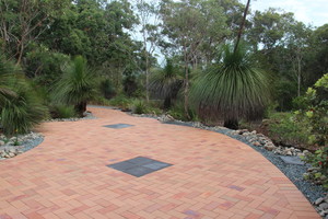 Topia Landscape Design Pic 5 - Curves Swirls