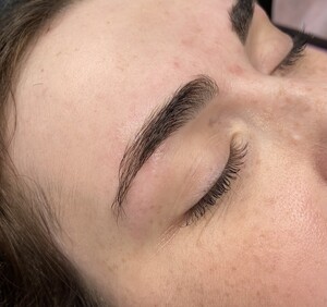 Bring It Brows Pic 3 - Saucy Sculpt