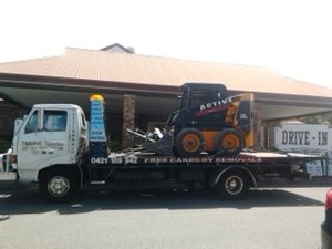 Timmins towing 24/7 tilt tray service Pic 3