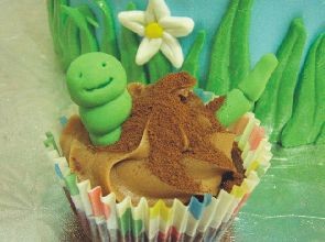 DelishDesigns Custom Designed Cakes Pic 1 - Garden Worm Cupcake