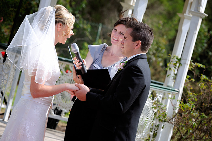 Meriki Comito | Melbourne Celebrant Pic 1 - Melbourne Marriage Celebrant Garden Weddings