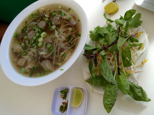 Vietnamese Restaurant Pho Golden Pic 4 - Extra large pho