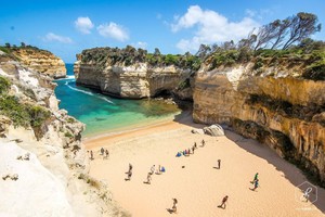 Eco Platypus Tours - Melbourne's Best Value Day Tours Pic 2 - Loch Ard Gorge