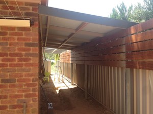 Bendigo Taskmaster Pic 4 - Veranda and privacy screen