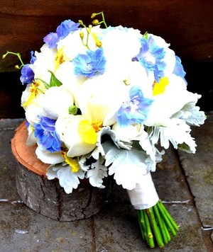 I Do Flowers Pic 5 - Ivory Roses with Cobalt Blue Delphiniums which are in this season