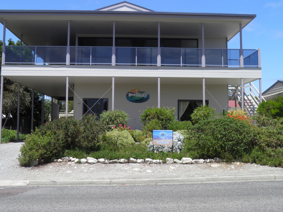 Coffin Bay GetAway Accommodation Pic 1 - Searenity at Coffin Bay