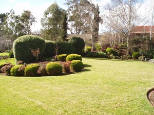 Lets Get Growing Pic 5 - garden maintenance in Melbourne