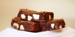 The Brownie Bar Pic 4 - Triple Chocolate Brownies