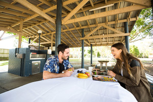 Tallebudgera Creek Tourist Park Pic 5 - Tallebudgera Creek fully equipped camp kitchen