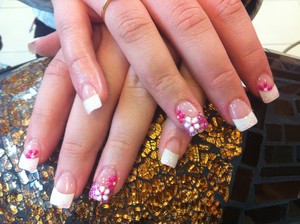 La Belle Health and Beauty Pic 4 - Nails Colour gelshellac fullset maicure pedicure nail art