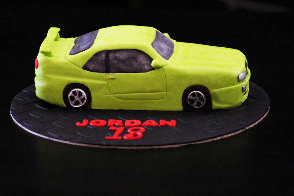 Kre8ive Cakes Pic 1 - Nissan Skyline