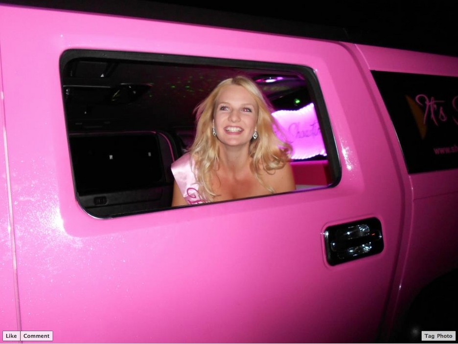 Pink Hummer Limo Hire Perth Pic 1