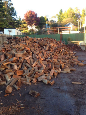 ALFA S - Firewood, Bobcat Hire & Rubbish Removals Pic 2