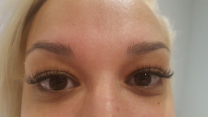 Beelay Beauty Pic 5 - Classic Eyelash Extensions