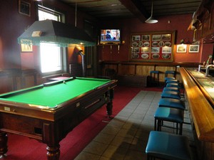 Commercial Hotel Cygnet (Bottom Pub) Pic 4 - Bar Billiards