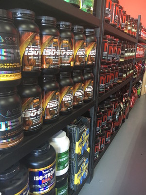 Spartansuppz Pic 2 - Huge range of proteins mass gainers