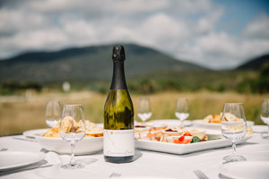 Great Southern Escapes Pic 2 - Picnic in style