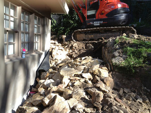 Wright Earthmoving nsw Pic 3 - Creating access around the house at castle cove