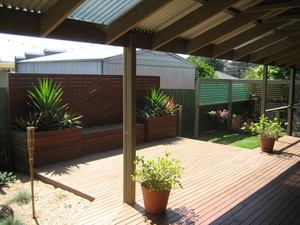 P.A.T.T Constructions Pic 3 - Deck and pergola