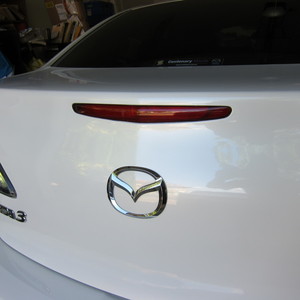 Watts Automotive Spray Painting (W.A.S.P.) Pic 3 - After Mazda Bootlid 3 Layer Pearl Crystal White Met