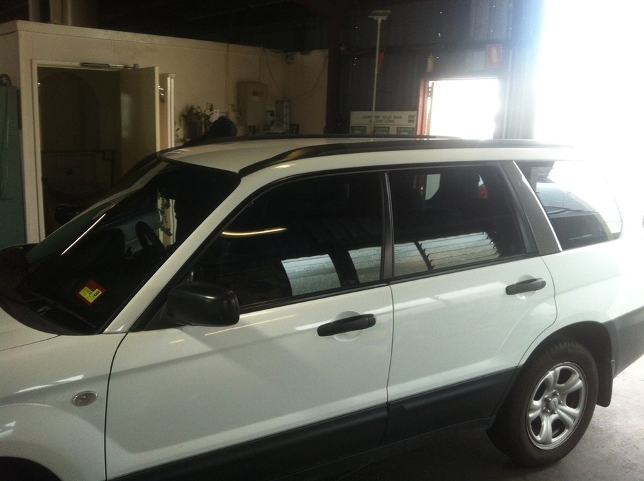 All Type Window Tinting Pic 1