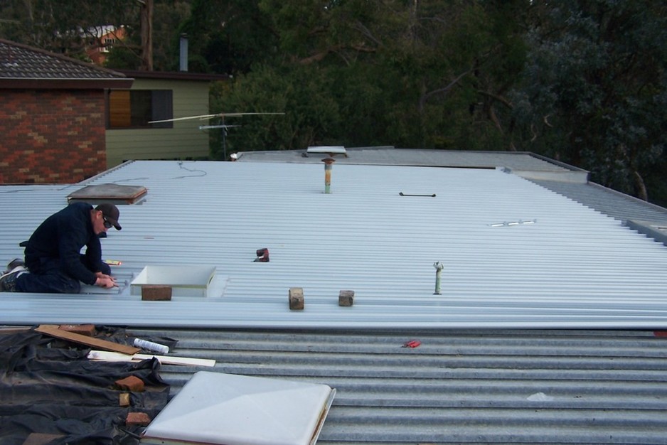 Fielding Roofing & Plumbing Pic 1 - Flashing skylights on new roof