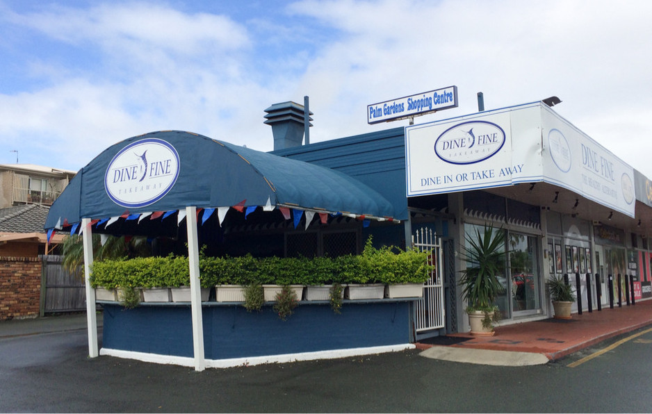 Dine Fine Pty Ltd Pic 1 - Dine Fine seafood at Palm Beach