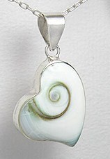 Seaside Inspirations Pic 5 - shell pendant