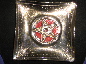 Azaskia Psychic Medium Pic 2 - pentagram ware