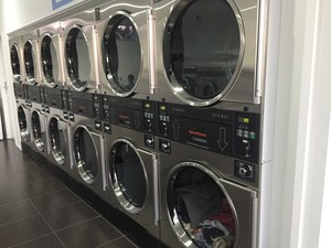 Andrew Street Coin Laundry Pic 3